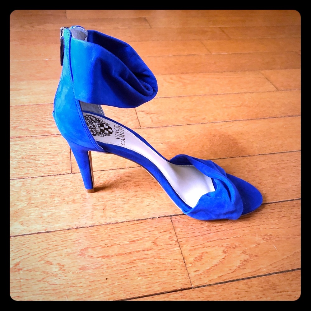 Vince Camuto Blue Suede Ankle Strap Sandals *NEW*